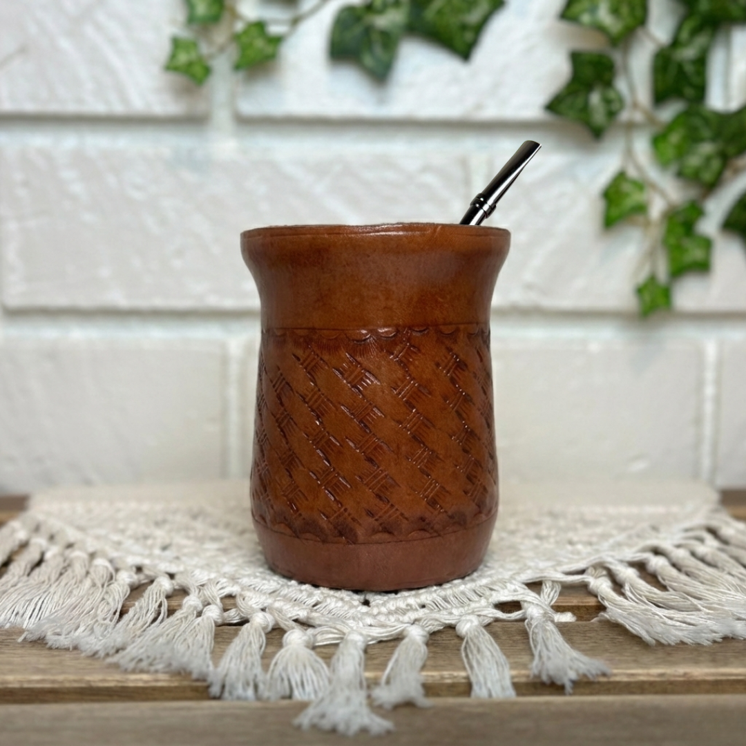 Leather-Wrapped Stainless Steel Yerba Mate Cup with Straw, Cleaning Brush, Brown 260 ml