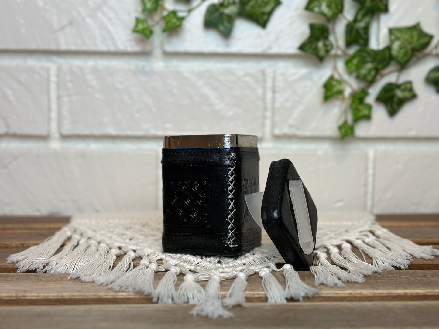 Small Yerba Mate Container | Yerbera | Azucarera | Black Leather | Green Leather