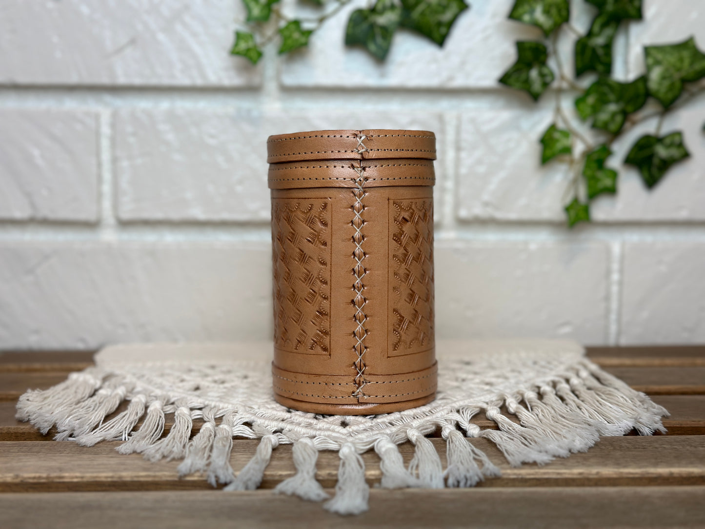 Tall Round Yerba Mate Container Leather | Yerbera | Azucarera